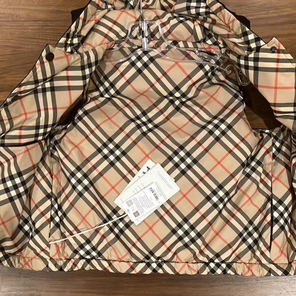 NWT - Burberry Reversible Check Vest - Picture 5 of 12